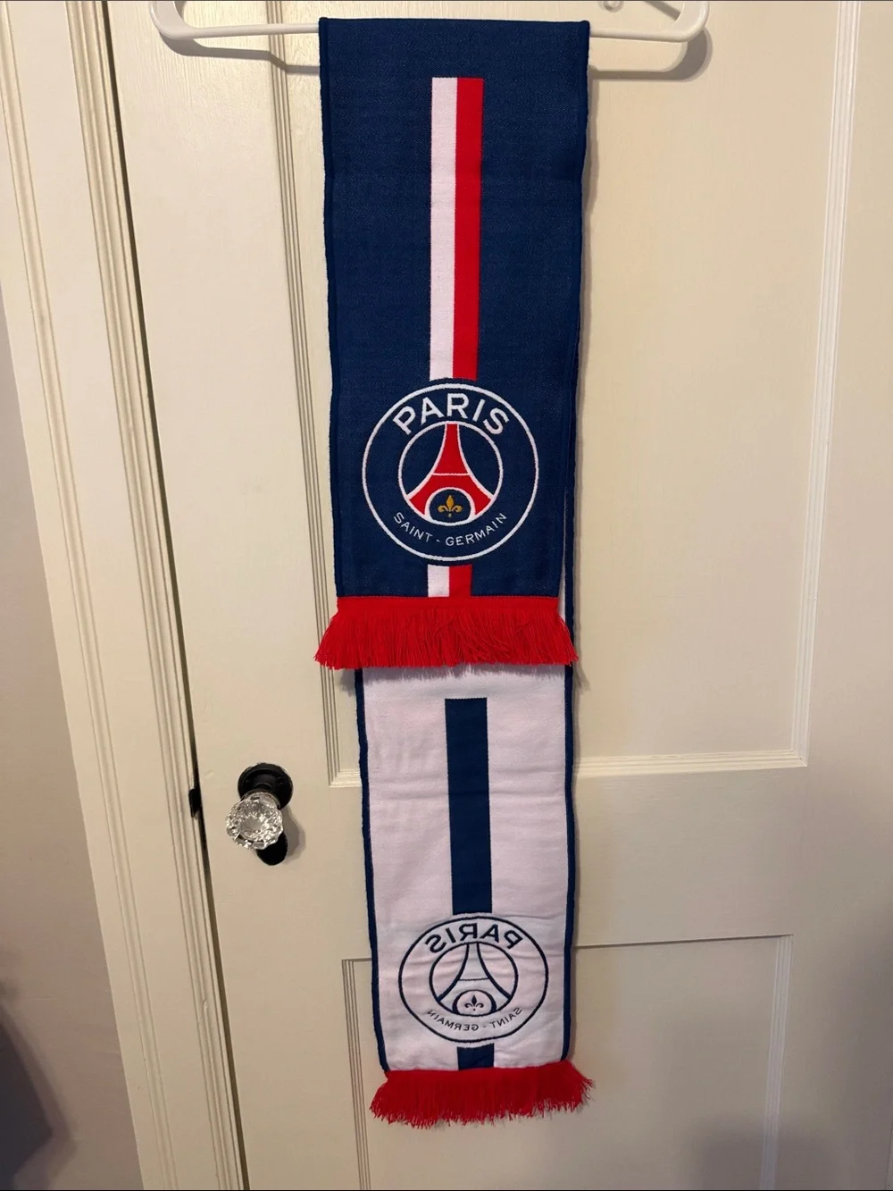 Paris Saint-Germain Navy Blue Supporter Scarf with Red Trim